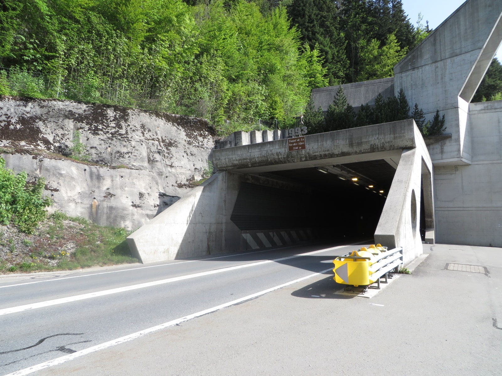 Opan Concept - H20 Tunnels de La Vue-des-Alpes et du Mont Sagne